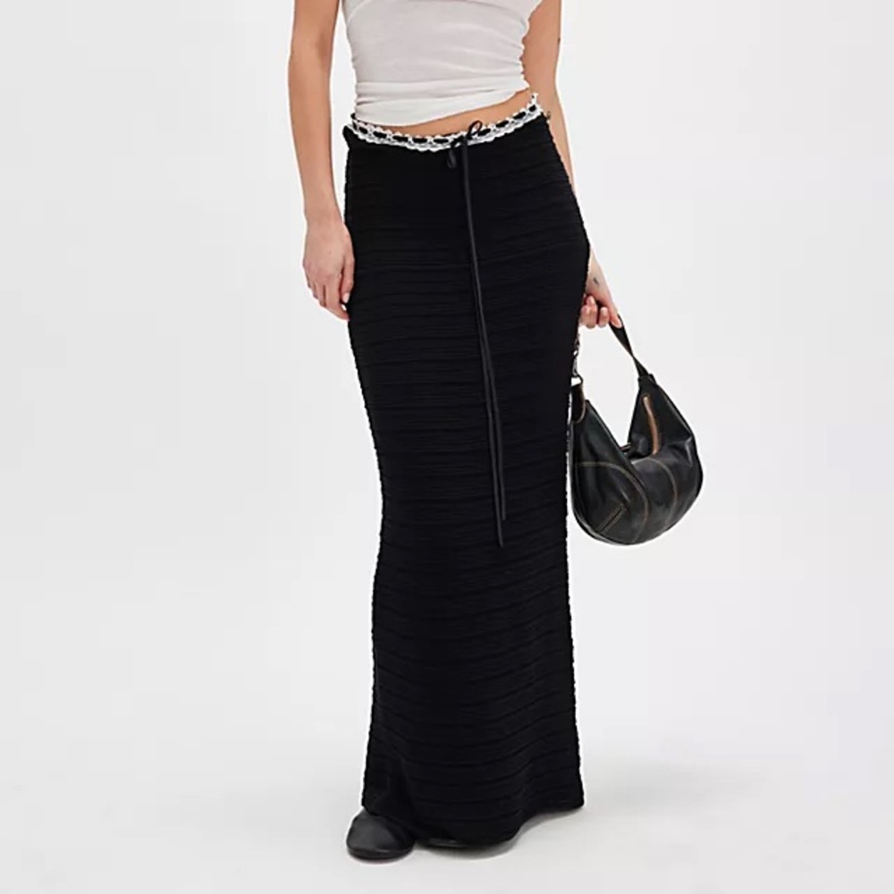 for love and lemons mayfair maxi skirt🖤